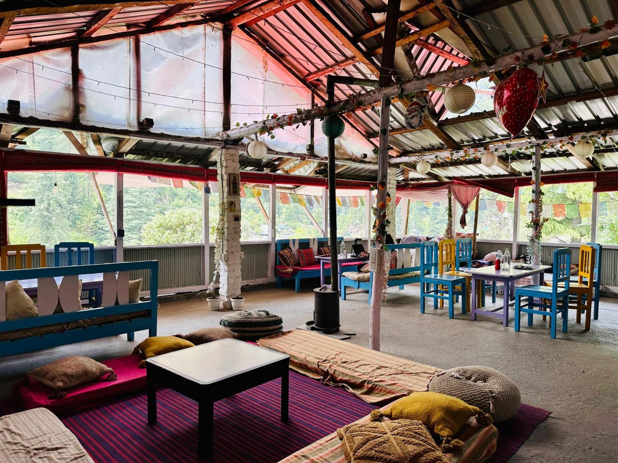 Hostel 360 Degree, Jibhi Εξωτερικό φωτογραφία